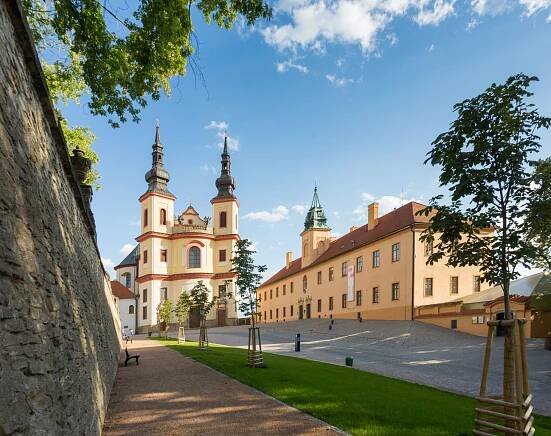 Za zvukem opery a motorů - Východní-Čechy.info - oficiální turistický portál Pardubického kraje