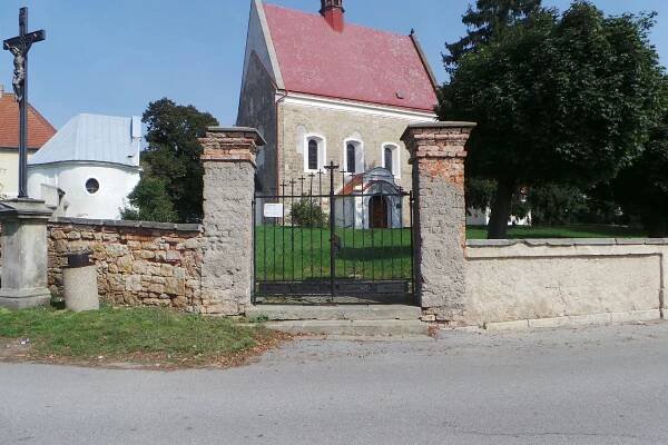 Římskokatolická farnost Libčany foto 1