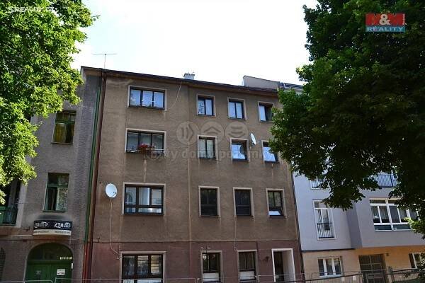 Prodej bytu 2+kk 54 m², Řezníčkova, Náchod