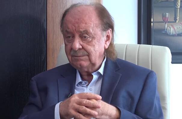 František Janeček slaví kulaté 80. narozeniny: Gratulovalo mu mnoho celebrit, oslavenec dostal krásné dárky - Zivot
