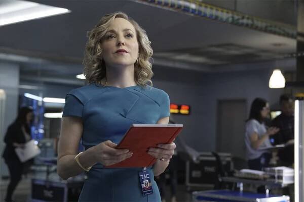 Bull - Dirty Little Secrets - Z filmu - Geneva Carr