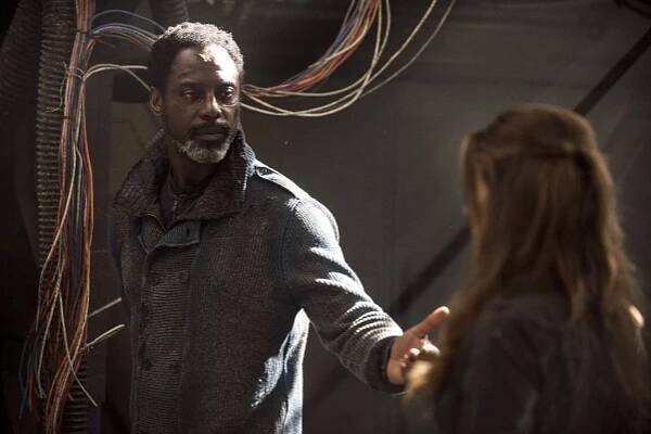 Prvních 100 - Long Into an Abyss - Z filmu - Isaiah Washington