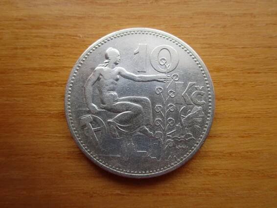 7) 10 korun 1930 - Numismatika