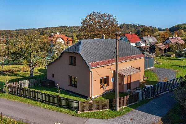 Mikula?üs?îovice 696_1