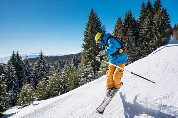 Ski areál Olešnice v Orlických horách potěší malé a velké lyžaře i snowboardisty