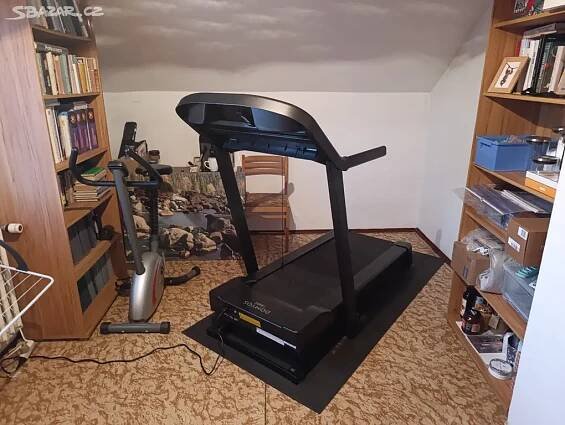 Běžecký pás DOMYOS T540C