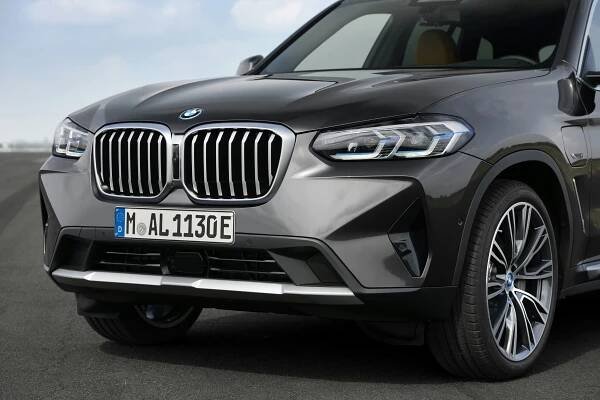 BMW X3. THE X3. Sport Activity Coupé s novou technologií.