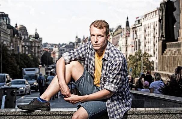 Palacha nejde jen tak odbýt. Herec Viktor Zavadil o tom, jaké to je vžít se do národního symbolu