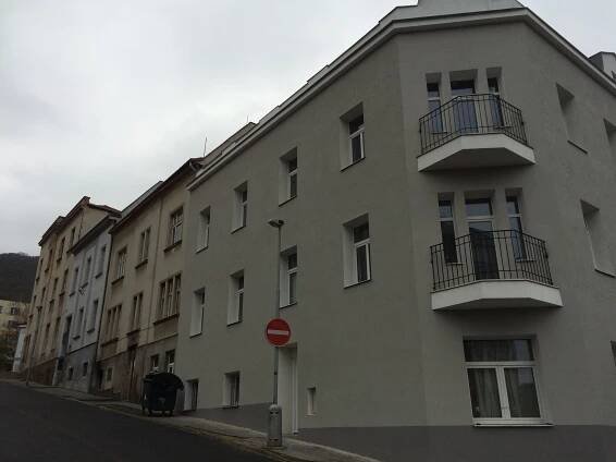 Soukromá firma staví v Ústí nad Labem sociální byty. Lidé se... | Sever