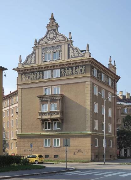 Sluneční hodiny a Děti - Ostravské sochy 