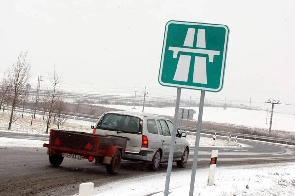 Z rychlostní silnice R 55 je už dálnice, jak má být. Jezdí se 130