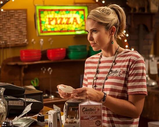 Správná holka - Z filmu - Anna Hutchison