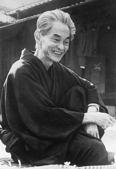 Soubor:Kawabata Yasunari 1968.jpg – Wikipedie