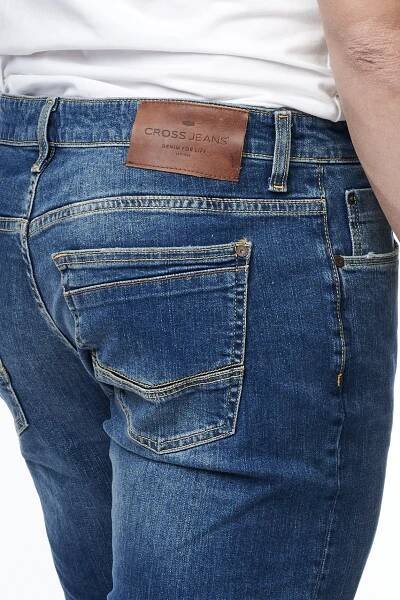 Pánské džíny CROSS JEANS Brad modré | EXE JEANS | Specialisté na džíny Mustang, Cross, Mavi a další