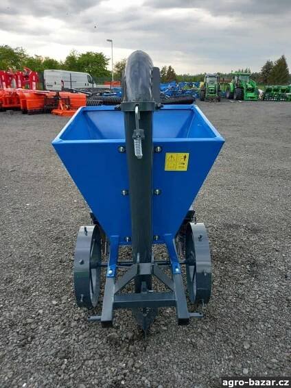 Jednořádkový sazeč brambor CZAGRO machinery - Mšec - Bazar
