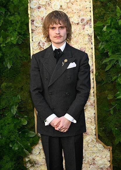 Tom Glynn-Carney at the Golden Globes.