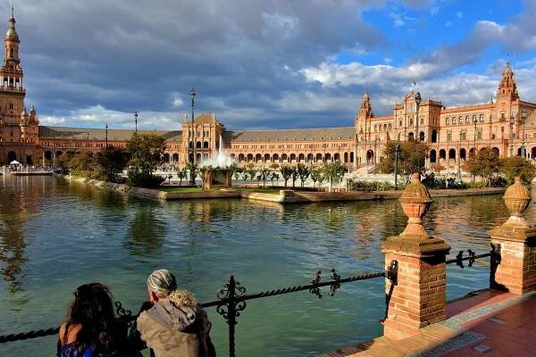 Maria Luisa Park, Seville: What to Expect? + Video Tour
