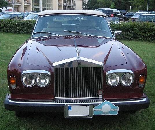 Soubor:Rolls-Royce Corniche - front.jpg – Wikipedie
