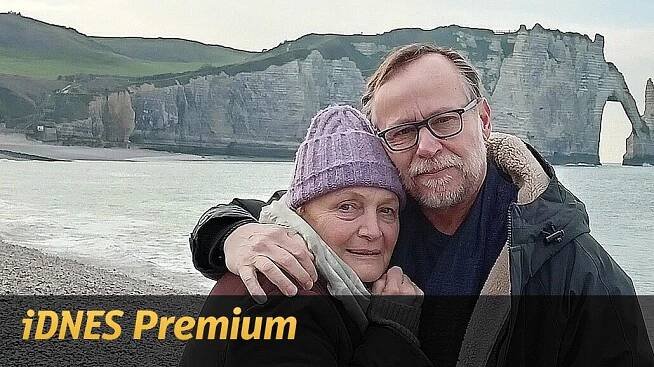 RECENZE: Roden a Rázlová ve filmu Tancuj, Matyldo slouží mši za smíření - iDNES.cz