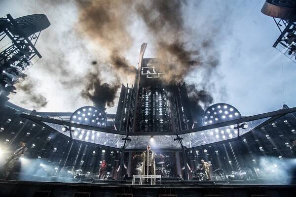 Rachot v Edenu. Koncerty Rammstein neměly povolení, zlobí se Praha 10
