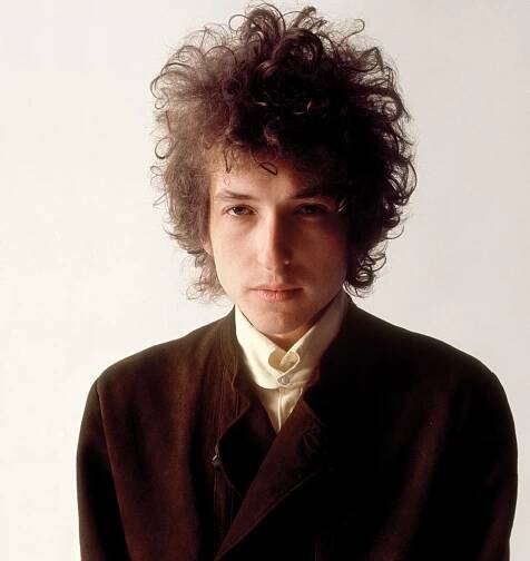 Pin de wrawr em portrait | Bob dylan, Cantores, Dylan
