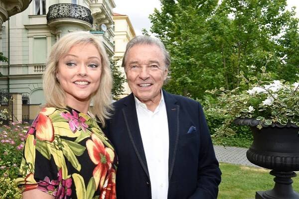 Dominika Gottová a Karel Gott (2) - Dominika Gottová (2/5)