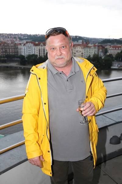 FOTO: Lukáš Bech - představitel létajícího Čestmíra