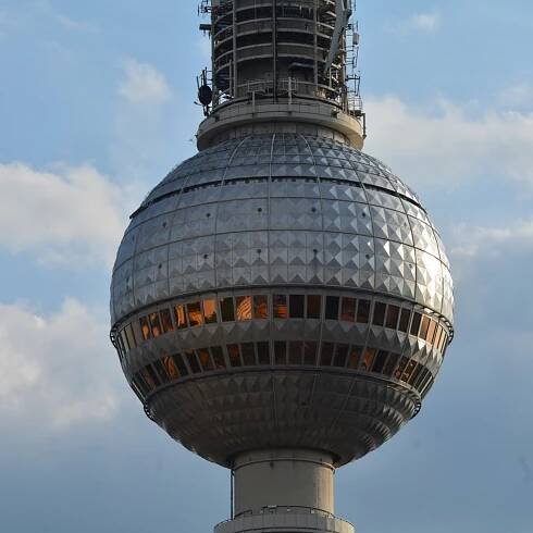 Why You Need To See Alexanderplatz's Fernsehturn - Greyscape