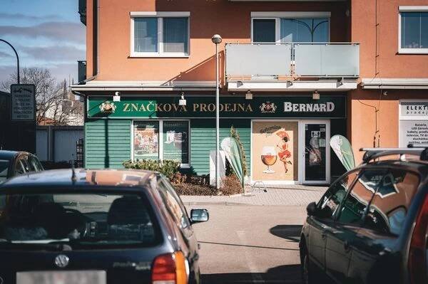 Značková prodejna BERNARD foto 2