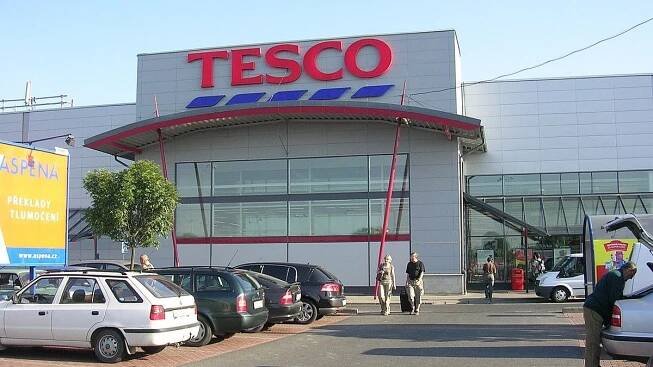 Tesco ruší čárové kódy. Pokud si na nákup nevezmete chytrý telefon, nebudete si moct nakoupit 5