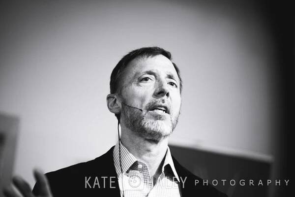 Chris Voss on Never Splitting the Difference