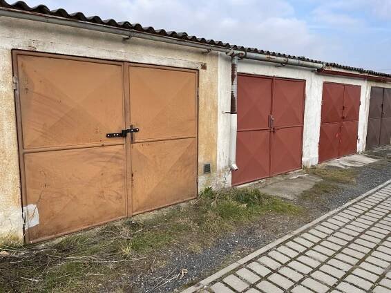 Prodej garáže 16 m² Dobřany