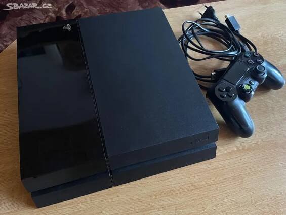 PS4 Playstation 4 + ovladač + nabíječka +3x kabel