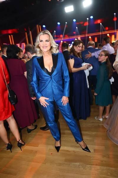 Leona Machálková působila velmi elegantně. 