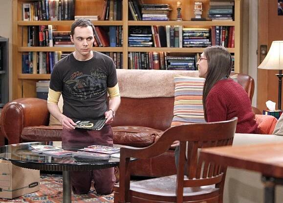 Teorie velkého třesku - Kritické dopady vyzrazení zápletky - Z filmu - Jim Parsons, Mayim Bialik