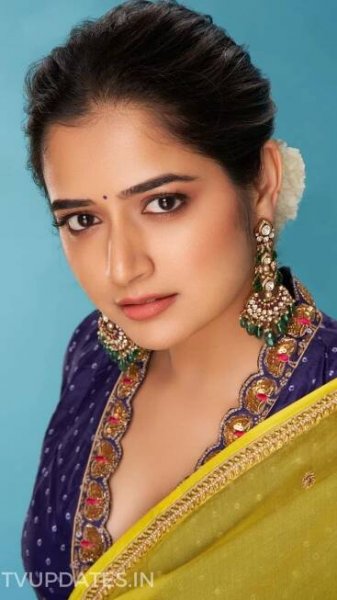 Amigos Telugu Movie Cast Ashika Ranganath