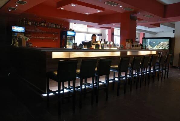 Restaurace a bowling Maják