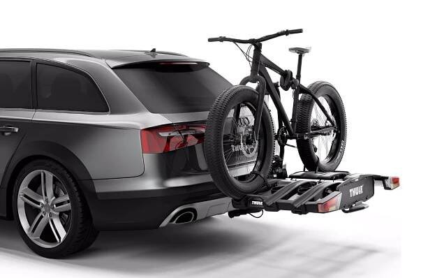 Thule EasyFold XT 3 bike on car with fatbike 934100