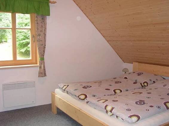 ložnice - pronájem chalupy Rampuše - foto 7