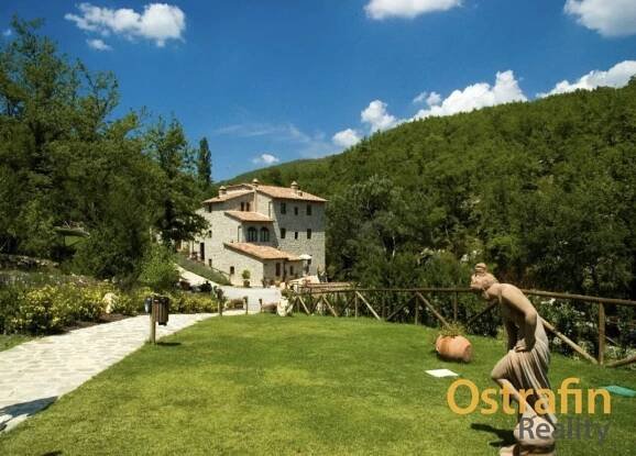 Prodej hotelu s restaurací a welness - Gaiole in Chianti (Toskánsko, Itálie) | Reality.iDNES.cz 