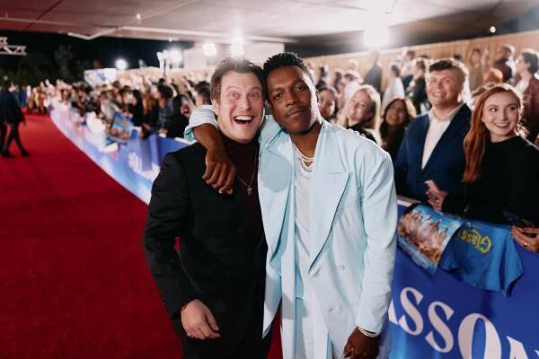 "Glass Onion: A Knives Out Mystery" U.S. premiere at Academy Museum of Motion Pictures on November 14, 2022 in Los Angeles, California - Noah Segan, Leslie Odom Jr. - Na nože: Glass Onion - Z akcí