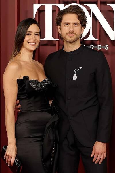 Ericka Hunter and Aaron Tveit attend The 78th Annual Tony Awards at Radio City Music Hall on June 08, 2025 in New York City. 