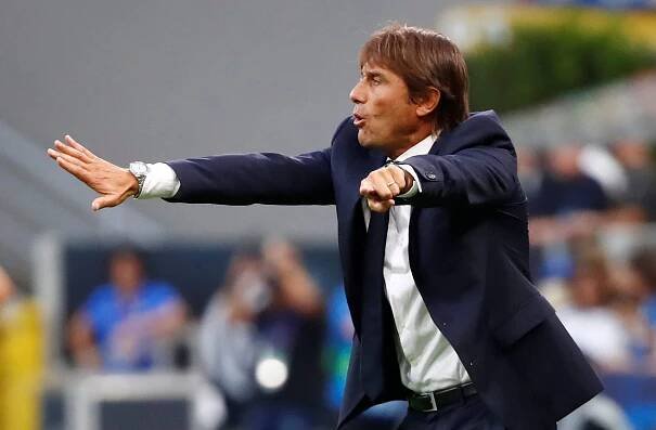Conte po zápase zuřil: Slavia byla lepší ve všech směrech. Mohli bychom se od ní učit