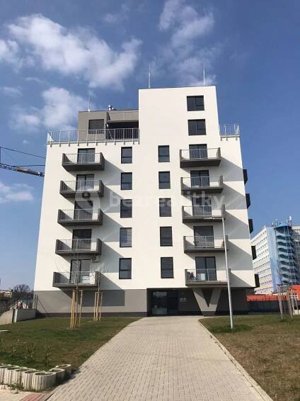 Pronájem bytu 1+kk 33 m², Za černým mostem, Praha, Praha