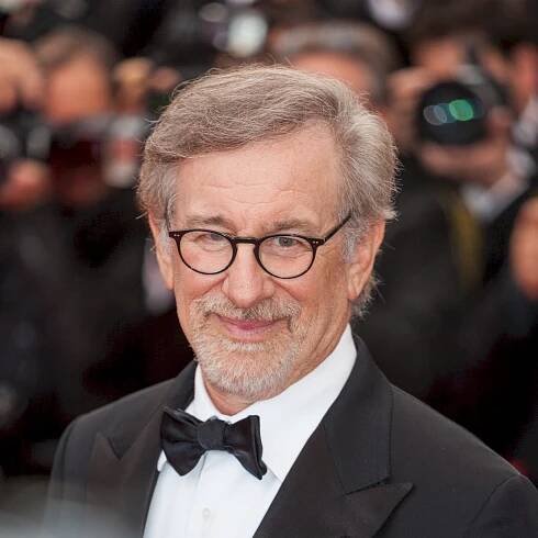 Steven Spielberg: *18.12.1947, americký filmový režisér, scenárista, producent a příležitostný herec