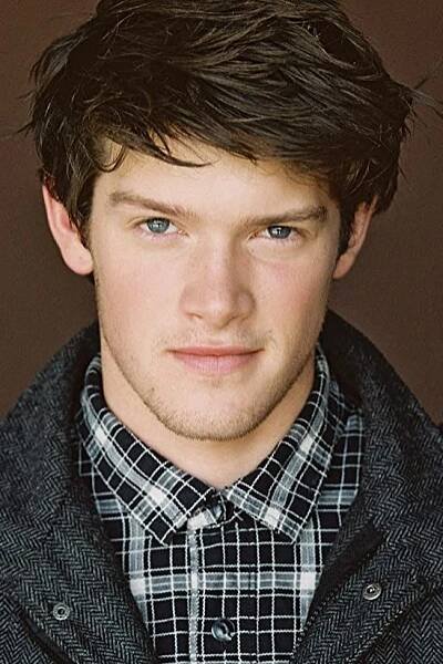 Alex MacNicoll herec