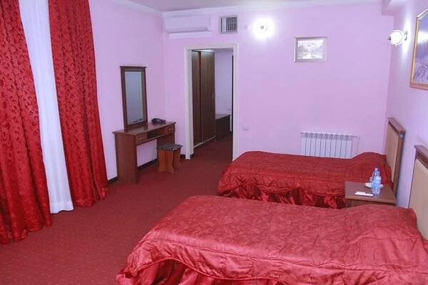 Hotel Category | Roxana Tour 