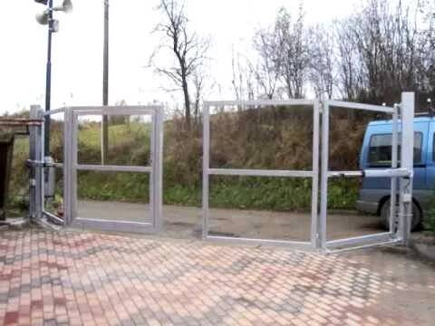 Skládavá dvoukřídlá brána, pohon FAAC 415L LS, průjezd 6m