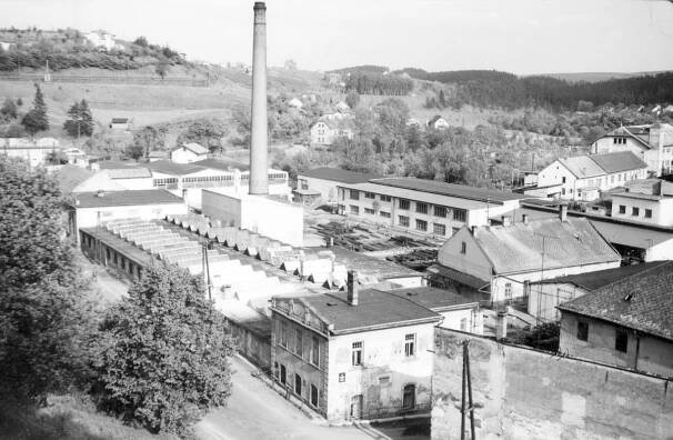 Pilníkárna. Továrna na pilníky, pohled z ul. Na Vyhlídce. Zdroj: Muzeum Vysočiny Jihlava