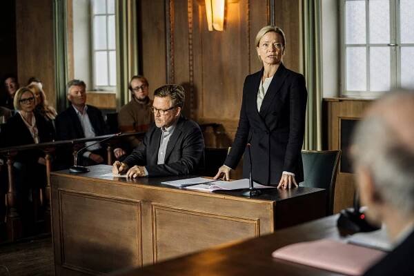 Im Schatten der Angst - Z filmu - Justus von Dohnányi, Michou Friesz